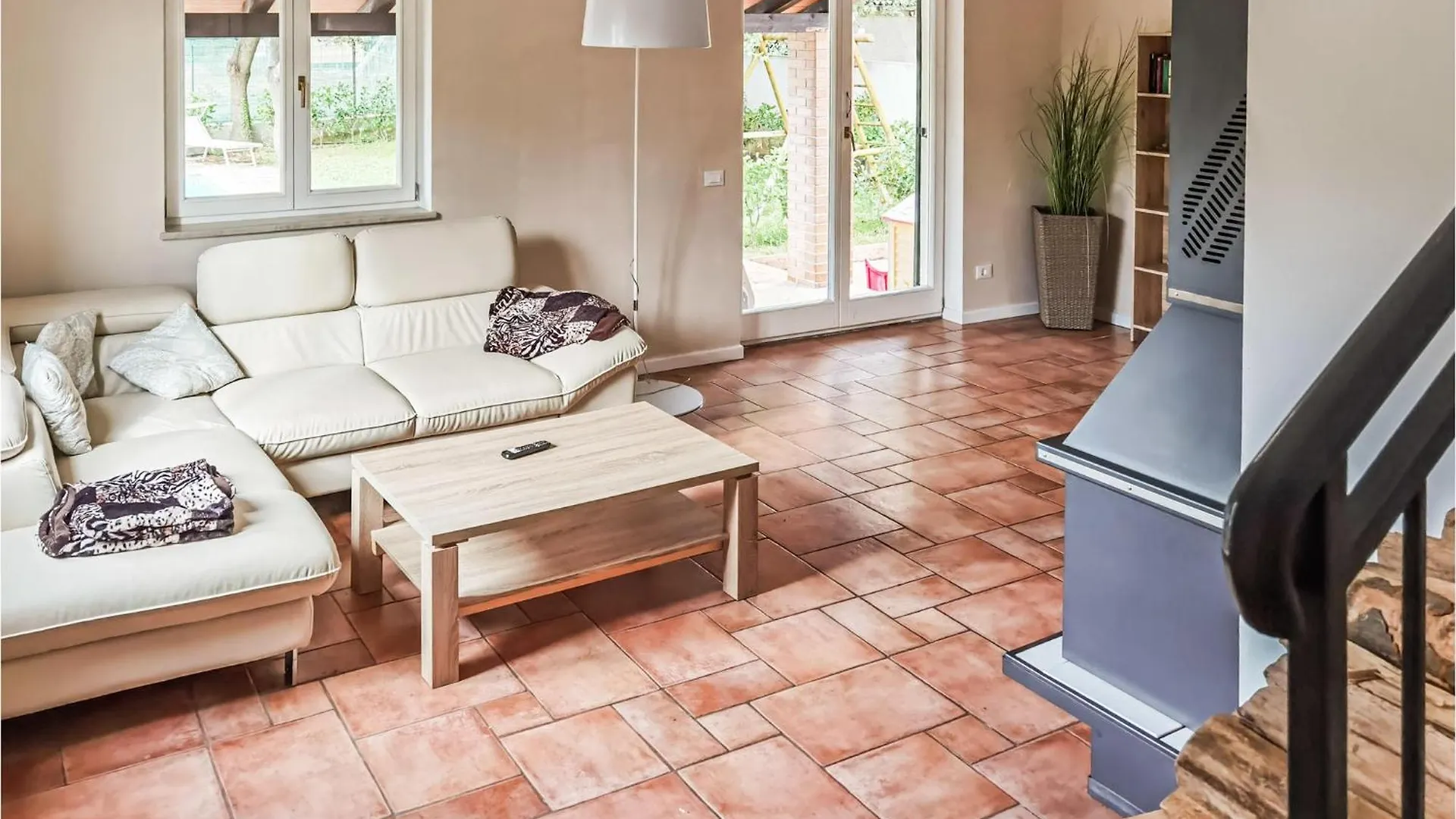 Holiday home 4 Bedroom Stunning Home In Medulin