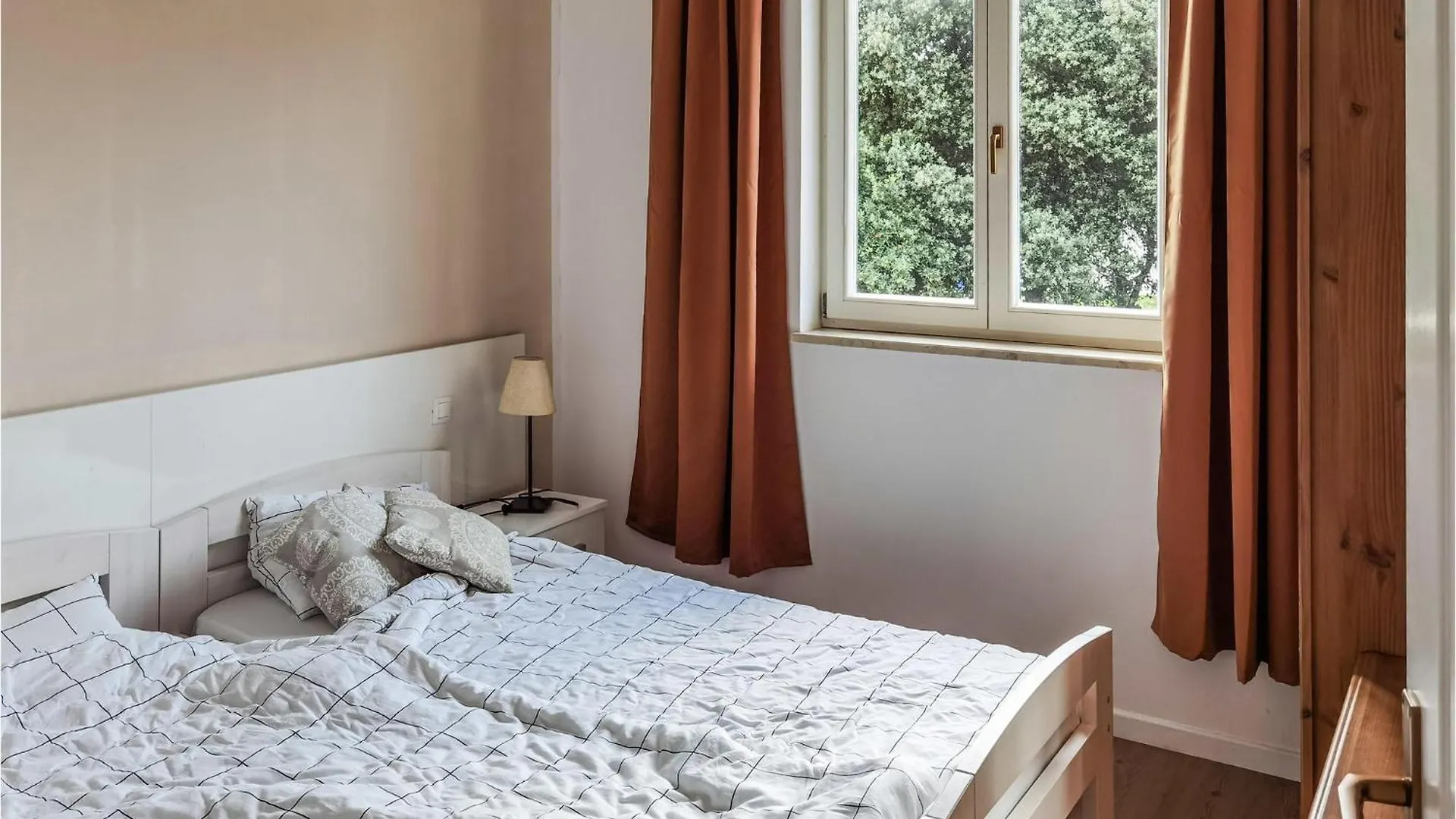 4 Bedroom Stunning Home In Medulin